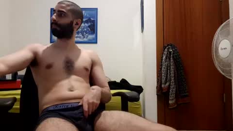 Snapshot of cuteguy52 chatting on 07-06-26, 10:56 cuteguy52 online show from 07-06-26, 10:56