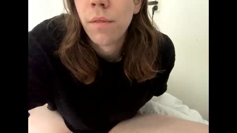 Snapshot of cuteguy6668889 chatting on 02-28-25, 04:10 Cutegoth online show from 02-28-25, 04:10