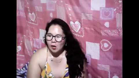 Snapshot of cutehornymom chatting on 05-21-26, 04:47 cutehornymom online show from 05-21-26, 04:47