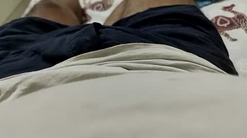 Snapshot of cutelove5075 chatting on 06-25-26, 02:10 cutelove5075 online show from 06-25-26, 02:10