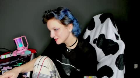 Alice online show from 01-11-25, 05:10