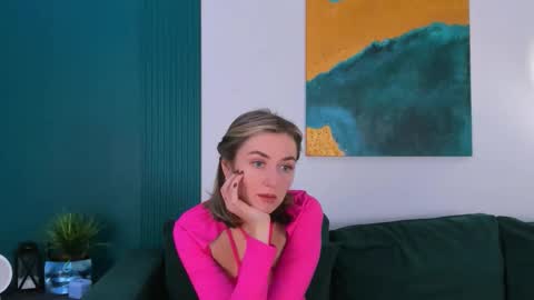 cutemirage online show from 12-02-25, 02:34