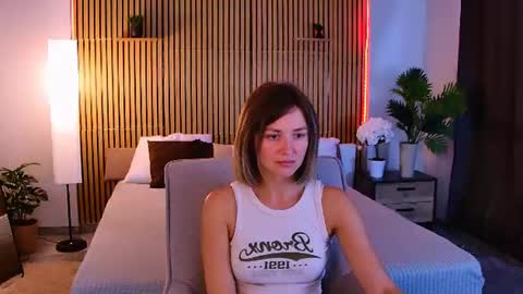 cutemirage online show from 06-18-26, 02:43