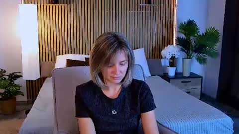 cutemirage online show from 07-04-26, 02:56