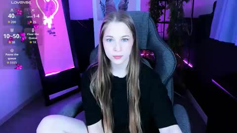 Rina online show from 10-18-25, 04:59