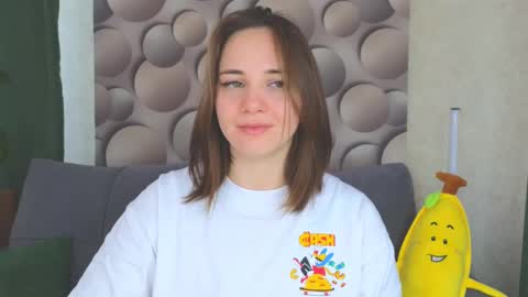 Snapshot of cutesmile_sharon chatting on 02-20-25, 05:01 cutesmile sharon online show from 02-20-25, 05:01