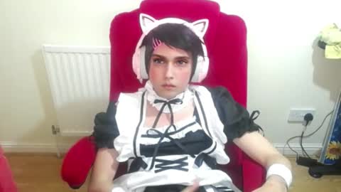 Snapshot of cutest_princess chatting on 09-11-25, 10:10 cutest_princess online show from 09-11-25, 10:10