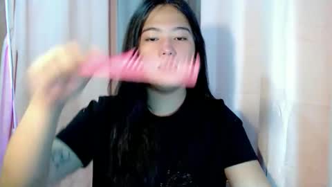 cute online show from 02-08-26, 12:25