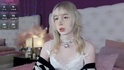 Snapshot of cutetomie chatting on 05-10-26, 09:20 Tomie online show from 05-10-26, 09:20