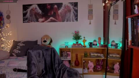 cuteweed420 online show from 04-22-26, 01:08