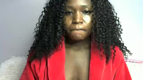 cutezola online show from 02-26-26, 02:43