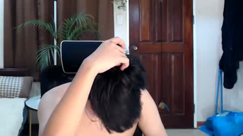 Neil Taylor online show from 03-04-26, 03:45