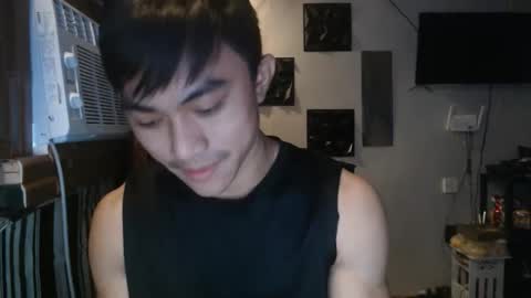 cutie_hunk69 online show from 06-06-26, 03:00