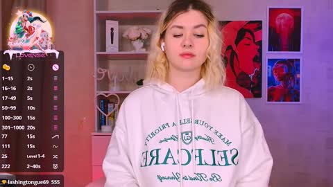 Snapshot of cutie_mili chatting on 01-02-25, 06:40 mili online show from 01-02-25, 06:40