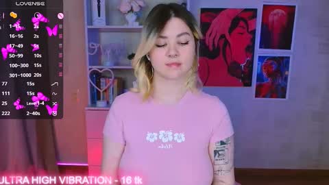 Snapshot of cutie_mili chatting on 02-10-25, 03:13 mili online show from 02-10-25, 03:13