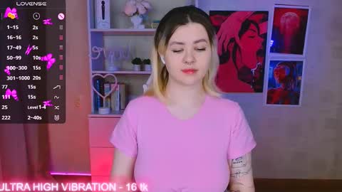 Snapshot of cutie_mili chatting on 02-26-25, 02:59 mili online show from 02-26-25, 02:59