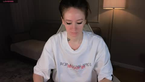 Snapshot of cutie_naughty_girl chatting on 06-10-26, 08:13 Kate online show from 06-10-26, 08:13