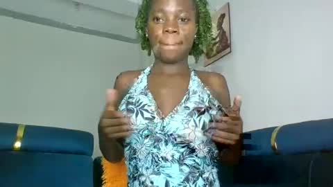 Snapshot of cutie_plush chatting on 07-11-26, 07:49 cutieplush online show from 07-11-26, 07:49