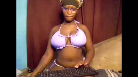 CUTIE online show from 04-20-26, 08:39