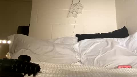 cutieeeva online show from 02-23-26, 09:56