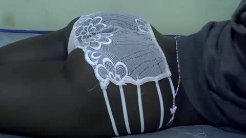 cutiehanish4 online show from 05-27-26, 01:57