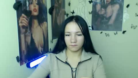 Emma online show from 10-30-25, 07:21