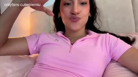 cutiepiemiu -  online show from 07-18-26, 02:16