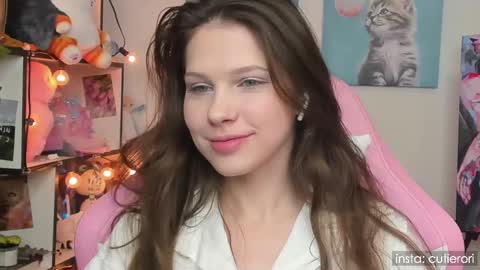 Snapshot of cutierori chatting on 02-27-25, 05:15 Rori Instagram cutierori online show from 02-27-25, 05:15