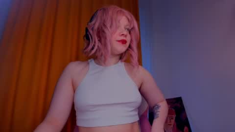 CutieSue online show from 05-12-26, 07:16