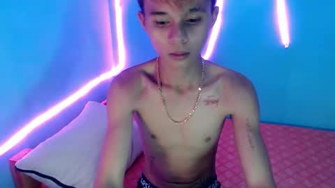 Snapshot of cutiewalter chatting on 05-03-26, 01:28 cutiewalter online show from 05-03-26, 01:28