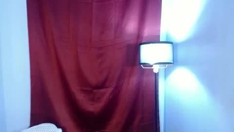 Snapshot of cutiewalter chatting on 05-13-26, 05:21 cutiewalter online show from 05-13-26, 05:21