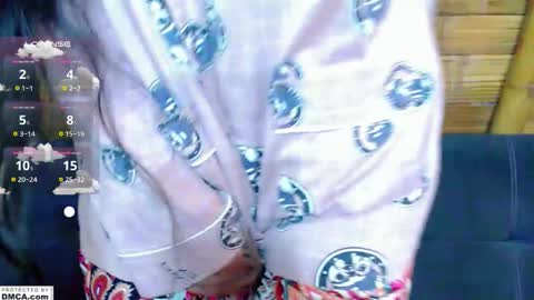 miss ari  online show from 12-21-25, 10:55