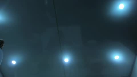 Laura online show from 04-09-26, 11:04