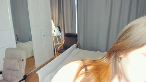 Anne online show from 06-08-26, 06:14