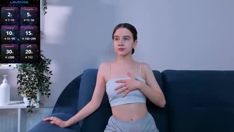 Ashly online show from 09-27-25, 06:35