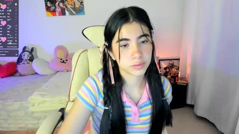 Snapshot of cyber_lizz chatting on 02-14-25, 01:56 Liz online show from 02-14-25, 01:56
