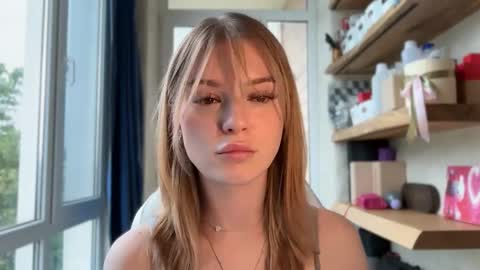 Im Emi streaming with my friend Reyna today online show from 05-21-26, 02:02