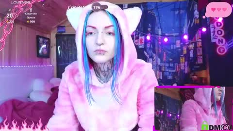 Neko online show from 12-28-24, 04:19