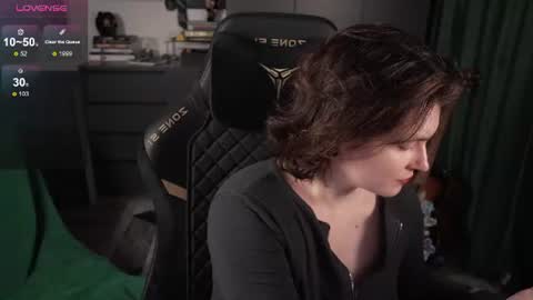 Helen Blossom online show from 07-13-26, 01:36