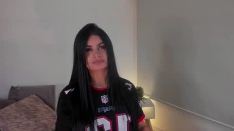 Snapshot of cylie_lee chatting on 12-29-24, 07:43 Cylie online show from 12-29-24, 07:43