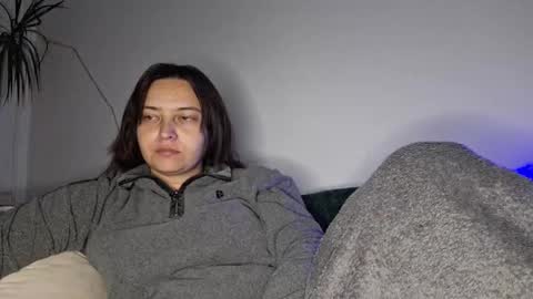 Cyndee Winter online show from 10-06-25, 04:59