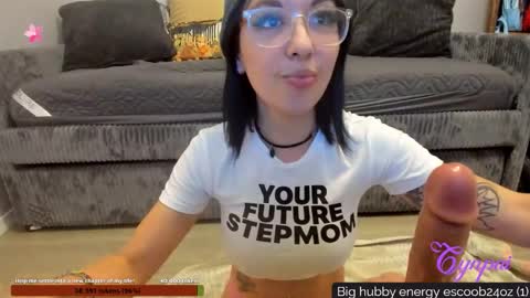 Cynpai online show from 04-24-26, 04:37