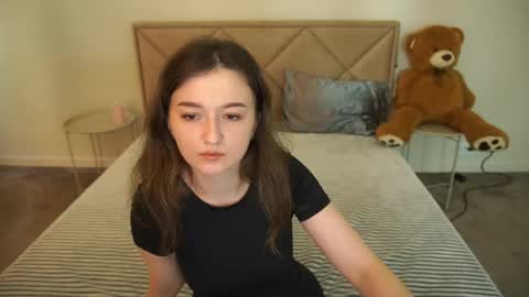 Cyrena online show from 05-27-26, 05:48