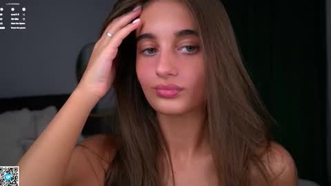 Isabella online show from 11-12-25, 01:06