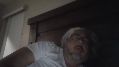 Snapshot of czar1974 chatting on 02-21-25, 07:01 czar1974 online show from 02-21-25, 07:01