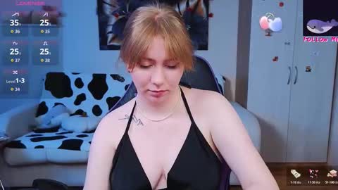 Snapshot of d0nna_ chatting on 11-28-25, 10:34 Donna online show from 11-28-25, 10:34