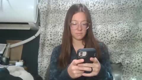 Snapshot of d3sert_moon chatting on 01-31-26, 10:30 d3sert_moon online show from 01-31-26, 10:30