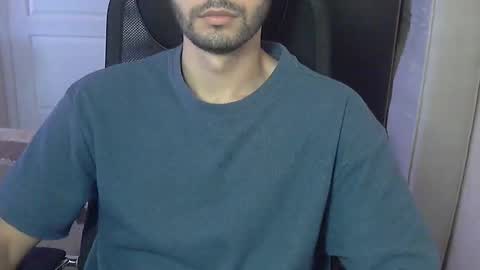 Snapshot of d_____________k chatting on 09-17-25, 12:29 Dolce online show from 09-17-25, 12:29