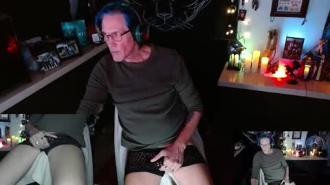 Dave online show from 12-22-25, 06:10