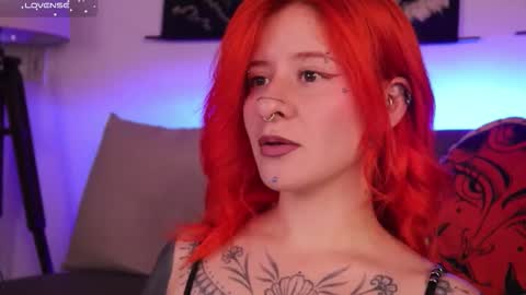 Snapshot of daarlene chatting on 12-16-25, 10:53 Darlene online show from 12-16-25, 10:53